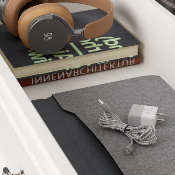 Dresser for Bedroom with 5 Drawers, Modern Chest of Drawers with Metal Handle for Living Room Bedroom Hallway, Farmhouse Dresser 31.5 x 15.75 x 44.3 Inch TV Stand